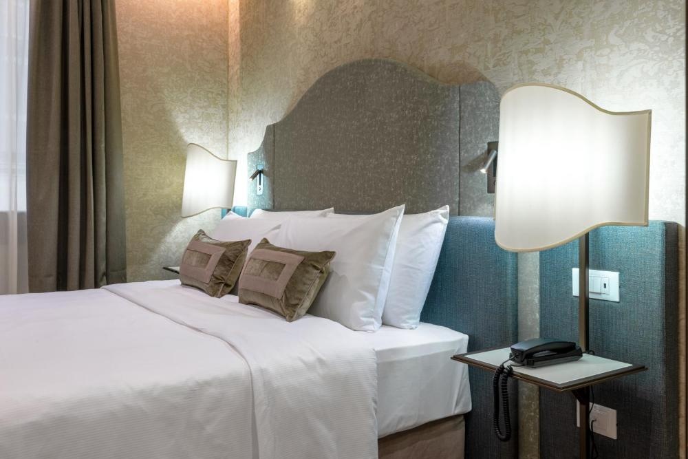 Room image 4