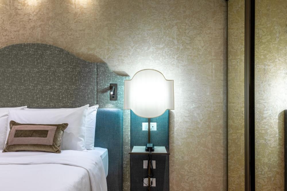 Room image 3